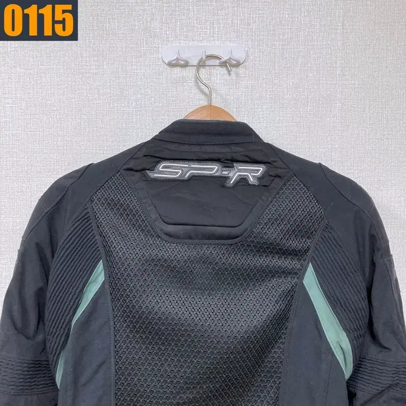 thumbnail-4